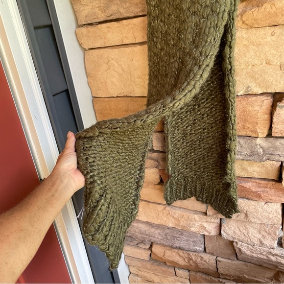 Lucky Brand green chunky knit long wrap around scarf Women’s O/S NWT - Picture 5 of 10